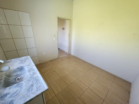 Alugar Casa / Padrão em Bady Bassitt R$ 750,00 - Foto 6