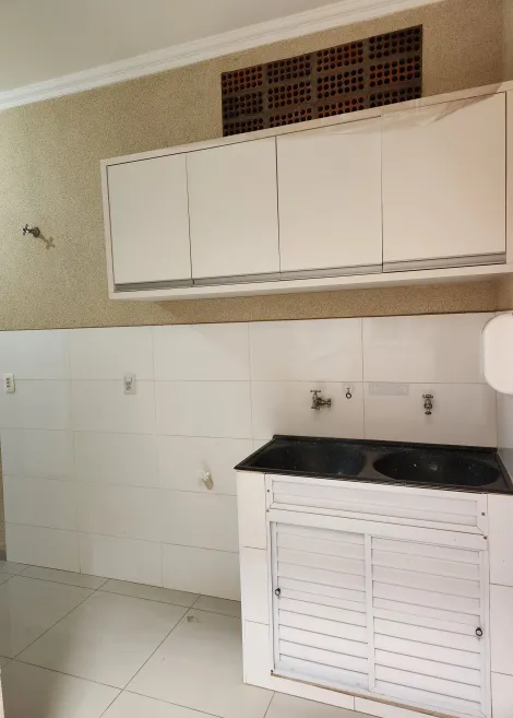 Alugar Casa / Padrão em São José do Rio Preto R$ 2.100,00 - Foto 13