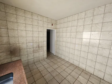 Alugar Casa / Padrão em São José do Rio Preto R$ 850,00 - Foto 10