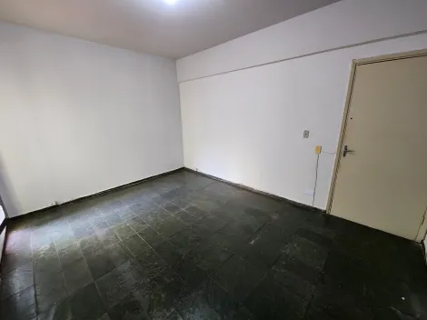 Apartamento / Padrão em São José do Rio Preto Alugar por R$1.100,00