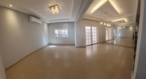 Casa / Condomínio em São José do Rio Preto Alugar por R$3.000,00