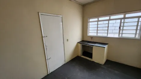 Alugar Casa / Padrão em São José do Rio Preto R$ 650,00 - Foto 7