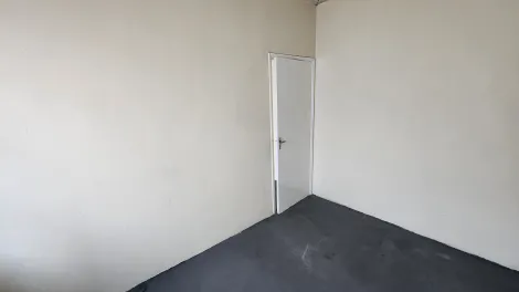 Alugar Casa / Padrão em São José do Rio Preto R$ 650,00 - Foto 5