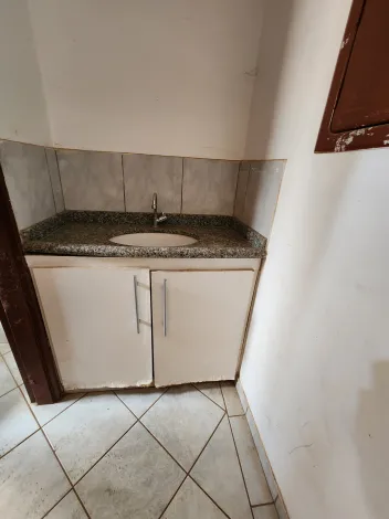 Alugar Comercial / Salão em São José do Rio Preto R$ 1.200,00 - Foto 5