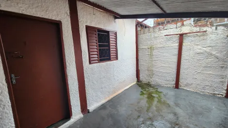 Alugar Casa / Padrão em São José do Rio Preto R$ 550,00 - Foto 9