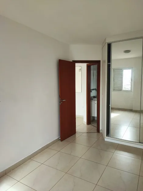 Comprar Apartamento / Padrão em São José do Rio Preto R$ 245.000,00 - Foto 14