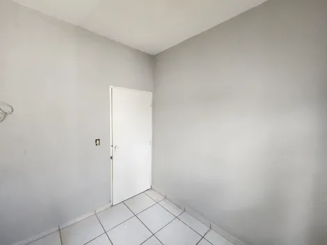 Alugar Casa / Padrão em São José do Rio Preto R$ 1.000,00 - Foto 7