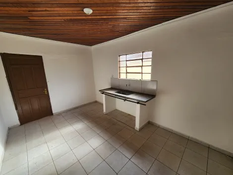 Alugar Casa / Padrão em São José do Rio Preto R$ 900,00 - Foto 6