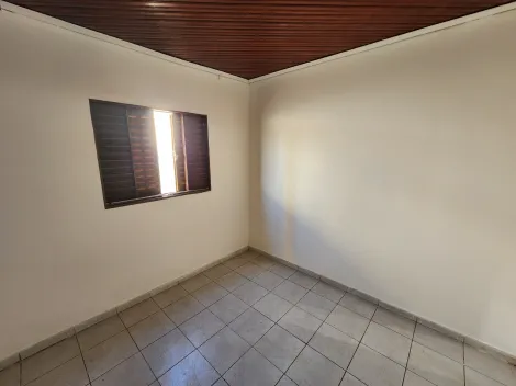 Alugar Casa / Padrão em São José do Rio Preto R$ 900,00 - Foto 10