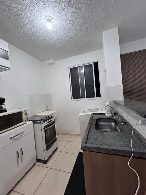 Comprar Apartamento / Padrão em São José do Rio Preto R$ 220.000,00 - Foto 2