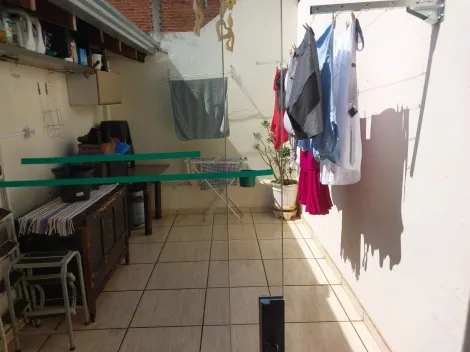 Comprar Casa / Padrão em São José do Rio Preto R$ 300.000,00 - Foto 5