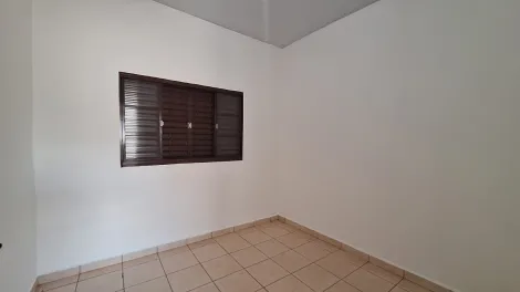 Alugar Casa / Padrão em São José do Rio Preto R$ 1.100,00 - Foto 8