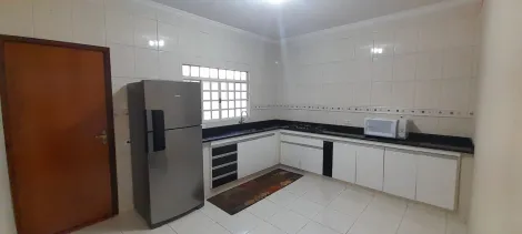 Casa / Padrão em Mirassol , Comprar por R$295.000,00