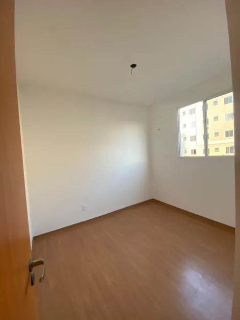 Comprar Apartamento / Padrão em Mirassol R$ 150.000,00 - Foto 6