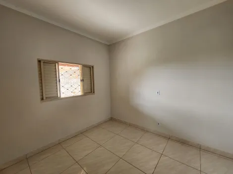 Alugar Casa / Padrão em São José do Rio Preto R$ 1.100,00 - Foto 8