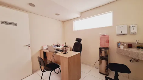 Alugar Comercial / Sala em São José do Rio Preto R$ 1.800,00 - Foto 3