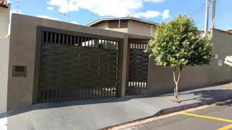 Casa / Padrão em São José do Rio Preto 