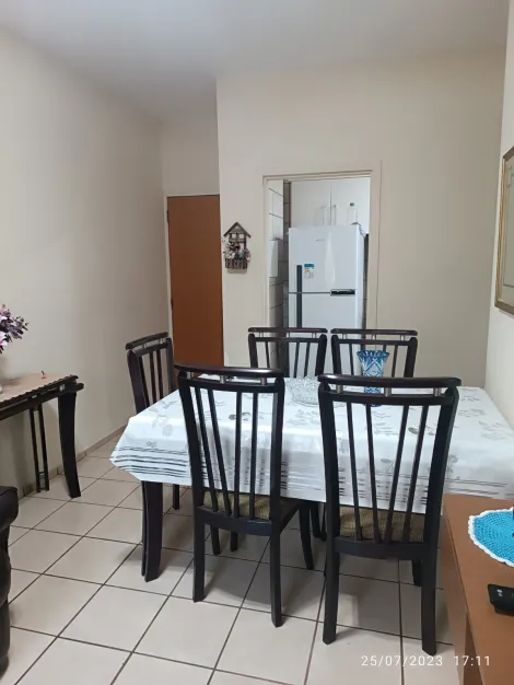 Comprar Apartamento / Padrão em São José do Rio Preto R$ 200.000,00 - Foto 2