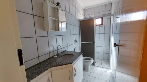 Alugar Apartamento / Padrão em São José do Rio Preto R$ 990,00 - Foto 9