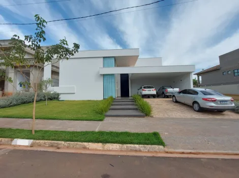 Casa / Condomínio em Mirassol 