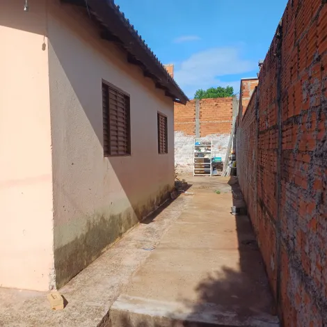 Alugar Casa / Padrão em São José do Rio Preto apenas R$ 900,00 - Foto 2