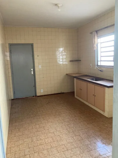 Comprar Casa / Padrão em São José do Rio Preto R$ 380.000,00 - Foto 2