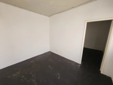 Alugar Casa / Padrão em São José do Rio Preto R$ 600,00 - Foto 3