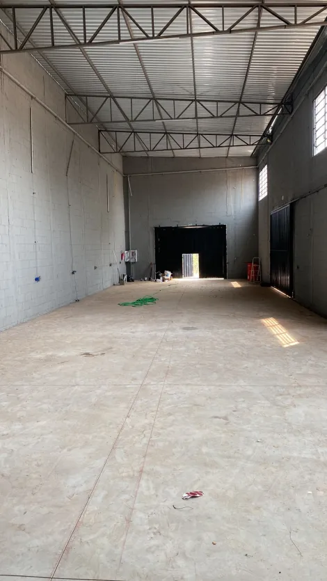 Alugar Comercial / Salão em São José do Rio Preto R$ 4.000,00 - Foto 5