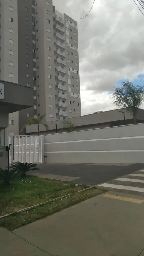 Alugar Apartamento / Padrão em São José do Rio Preto. apenas R$ 1.200,00