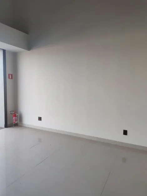 Alugar Comercial / Sala em São José do Rio Preto R$ 2.000,00 - Foto 6