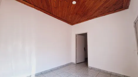 Alugar Casa / Padrão em São José do Rio Preto R$ 800,00 - Foto 5