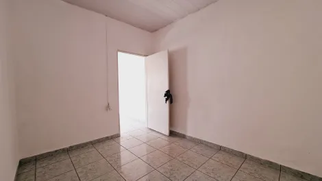 Alugar Casa / Padrão em São José do Rio Preto apenas R$ 800,00 - Foto 1