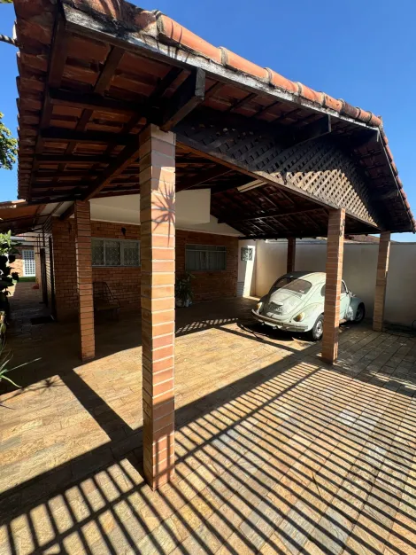 Comprar Casa / Padrão em São José do Rio Preto R$ 590.000,00 - Foto 2