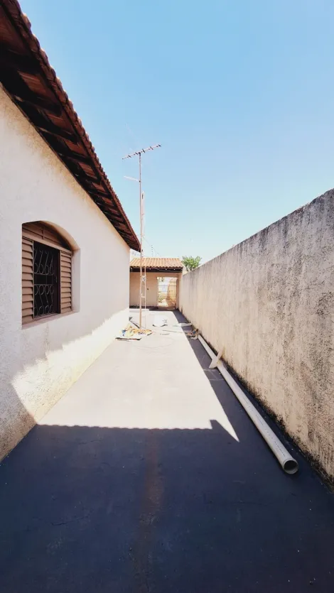 Alugar Casa / Padrão em São José do Rio Preto R$ 1.100,00 - Foto 19