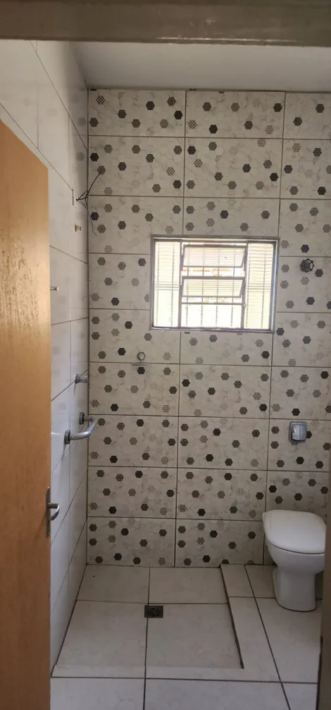 Alugar Casa / Padrão em São José do Rio Preto R$ 1.500,00 - Foto 11