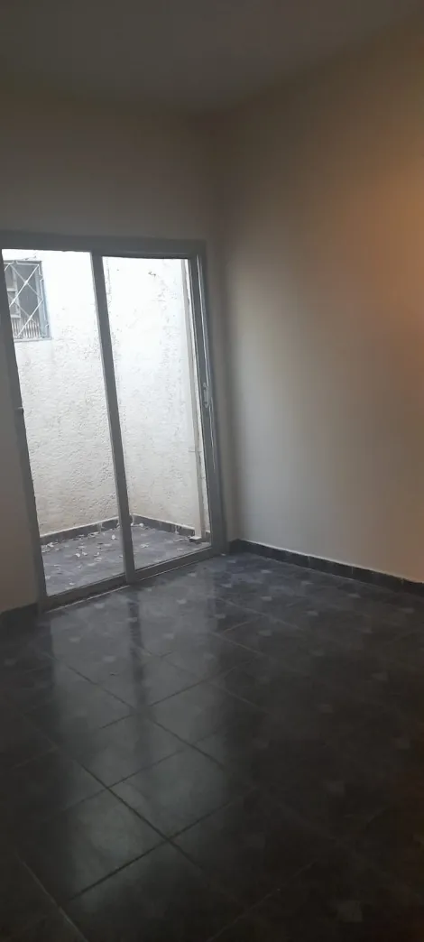 Alugar Casa / Padrão em São José do Rio Preto R$ 1.600,00 - Foto 10