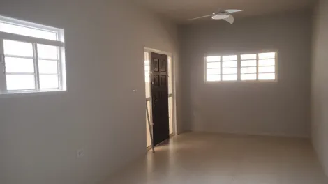 Alugar Casa / Padrão em São José do Rio Preto R$ 2.200,00 - Foto 5