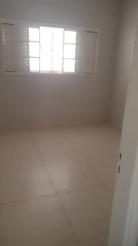 Alugar Casa / Padrão em São José do Rio Preto R$ 2.200,00 - Foto 6