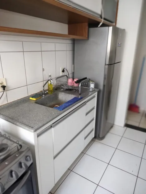 Alugar Apartamento / Padrão em São José do Rio Preto R$ 950,00 - Foto 2