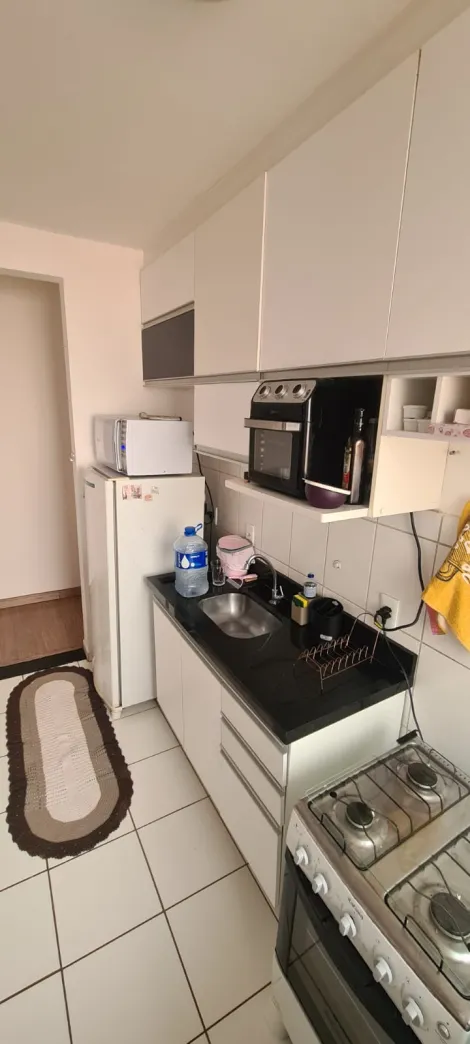 Apartamento / Padrão em São José do Rio Preto , Comprar por R$180.000,00