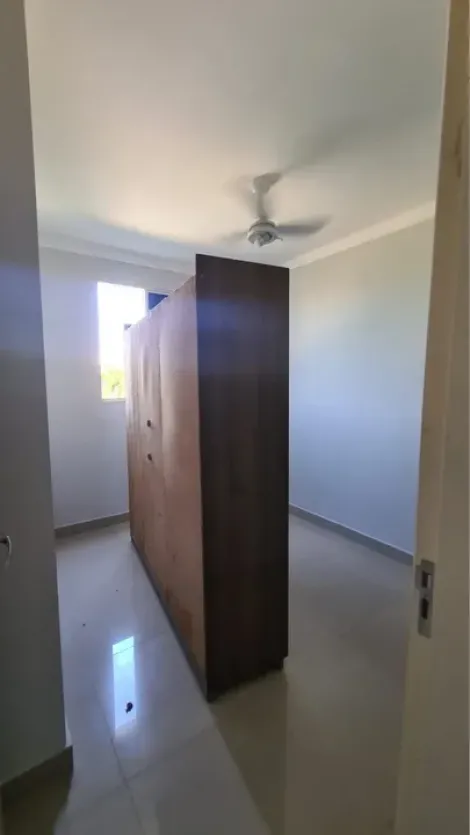 Comprar Apartamento / Padrão em São José do Rio Preto R$ 230.000,00 - Foto 3