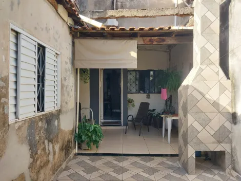 Comprar Casa / Padrão em São José do Rio Preto R$ 295.000,00 - Foto 4