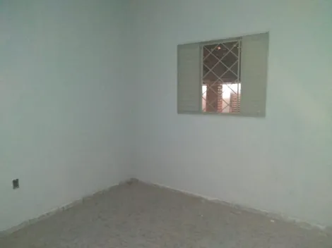 Alugar Casa / Padrão em São José do Rio Preto R$ 1.000,00 - Foto 2