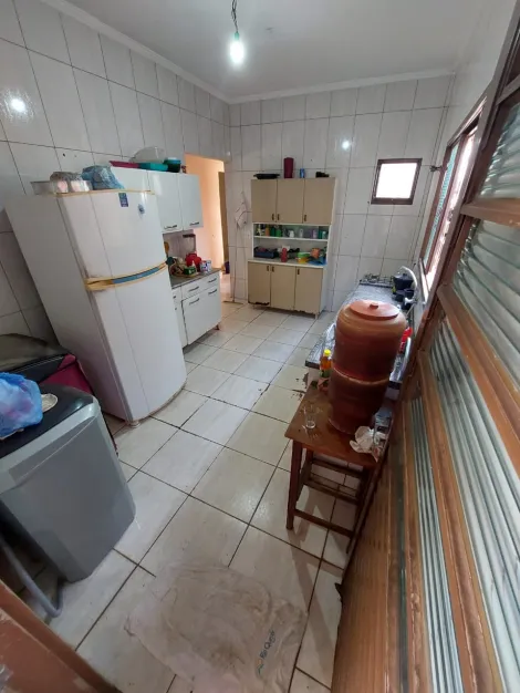 Comprar Casa / Padrão em São José do Rio Preto R$ 270.000,00 - Foto 4