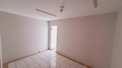 Alugar Casa / Padrão em São José do Rio Preto R$ 3.000,00 - Foto 3