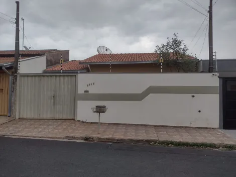 Alugar Casa / Padrão em Mirassol. apenas R$ 350.000,00