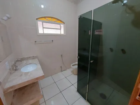 Alugar Casa / Padrão em Guapiaçu R$ 2.500,00 - Foto 10