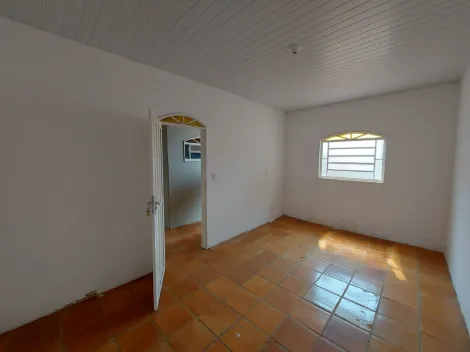 Alugar Casa / Padrão em Guapiaçu R$ 2.500,00 - Foto 18