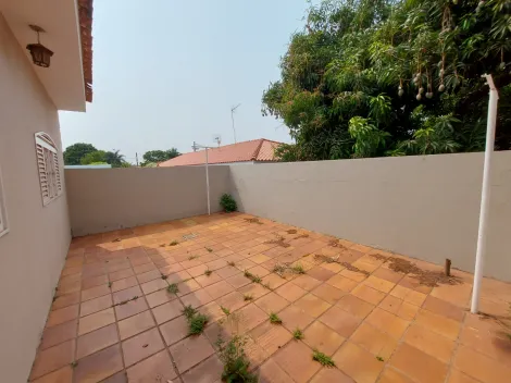 Alugar Casa / Padrão em Guapiaçu R$ 2.500,00 - Foto 19