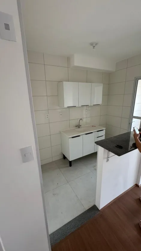 Alugar Apartamento / Padrão em São José do Rio Preto R$ 1.300,00 - Foto 2